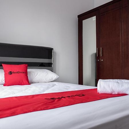 Reddoorz Near Supermall Karawaci 2 Tangerang Luaran gambar