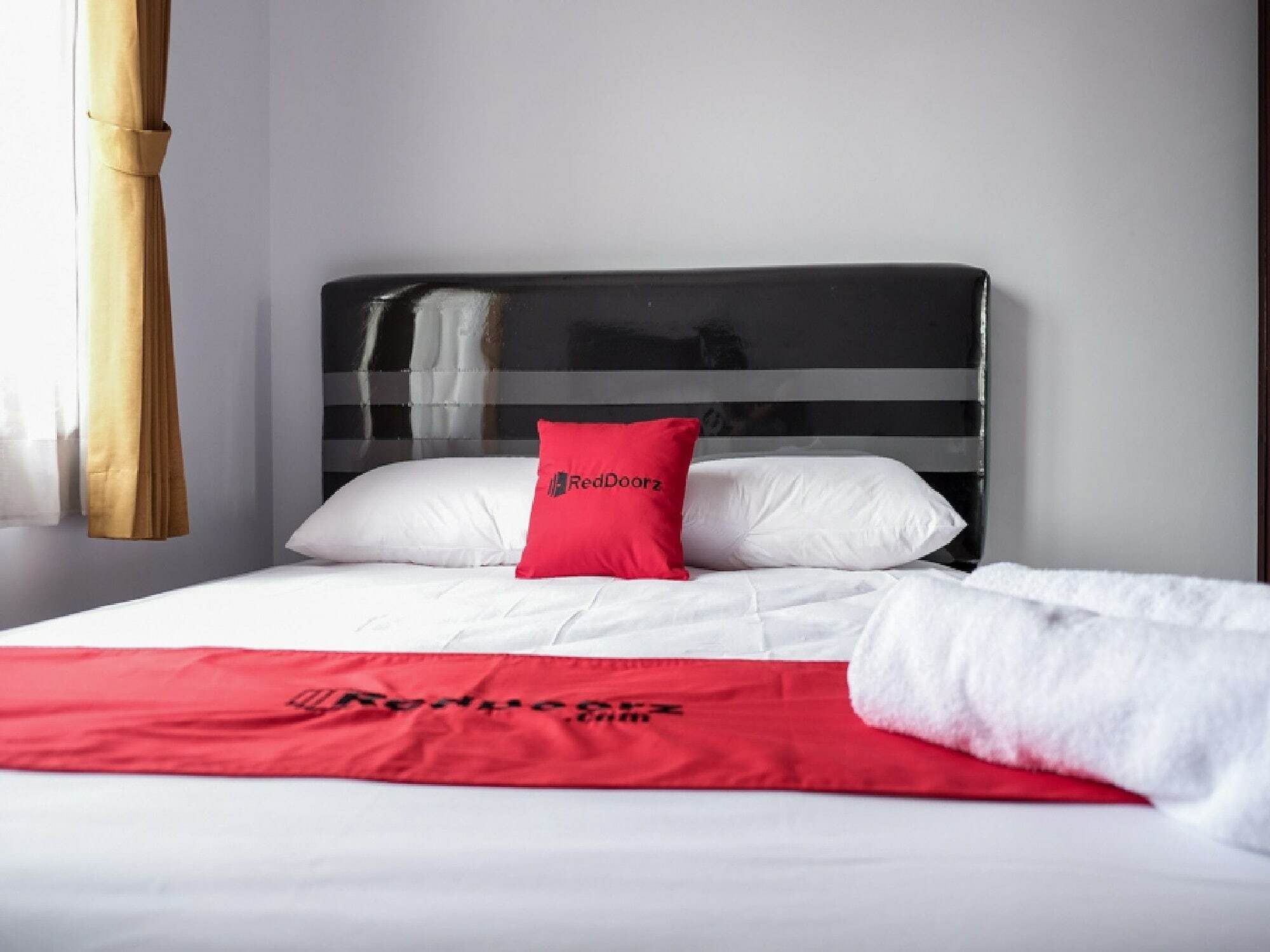 Reddoorz Near Supermall Karawaci 2 Tangerang Luaran gambar